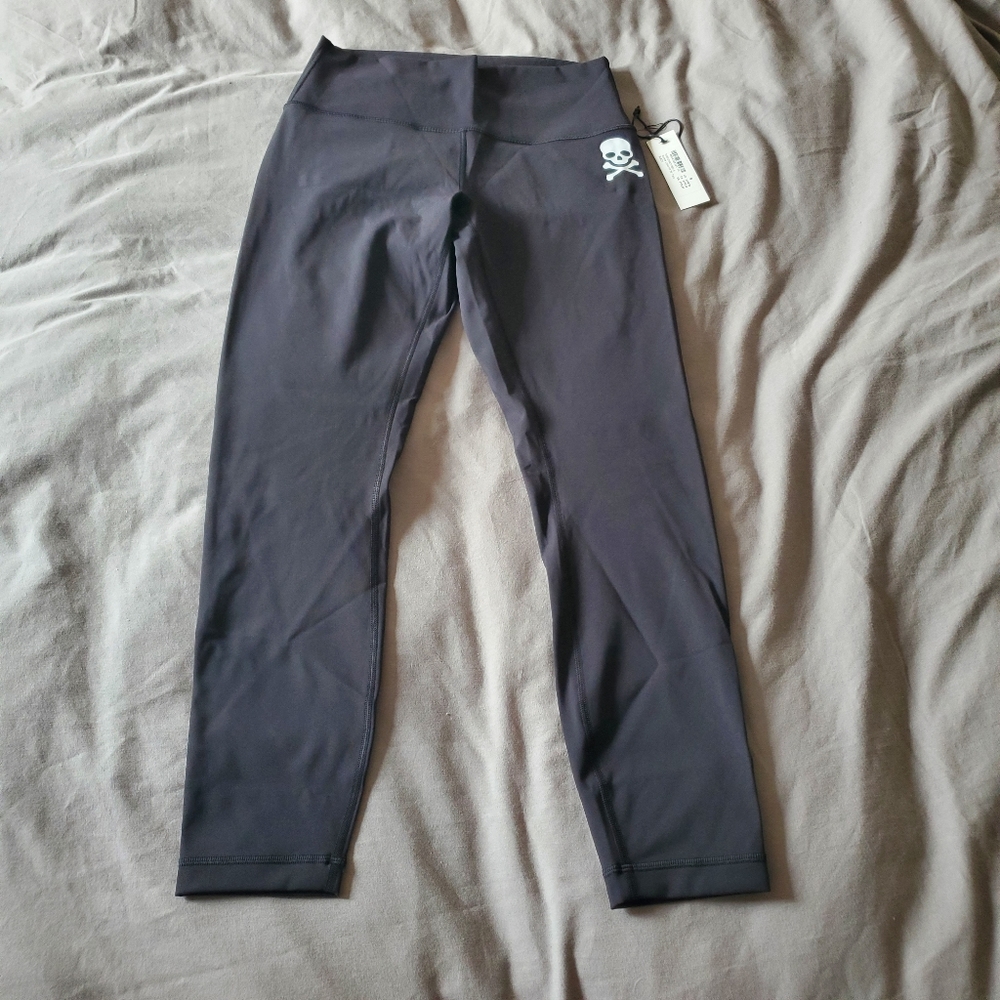NWT Lululemon Soul Cycle Wunder Under 8 Black